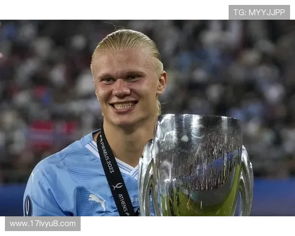 哈兰德的崛起：从天才少年到足球巨星的辉煌之路